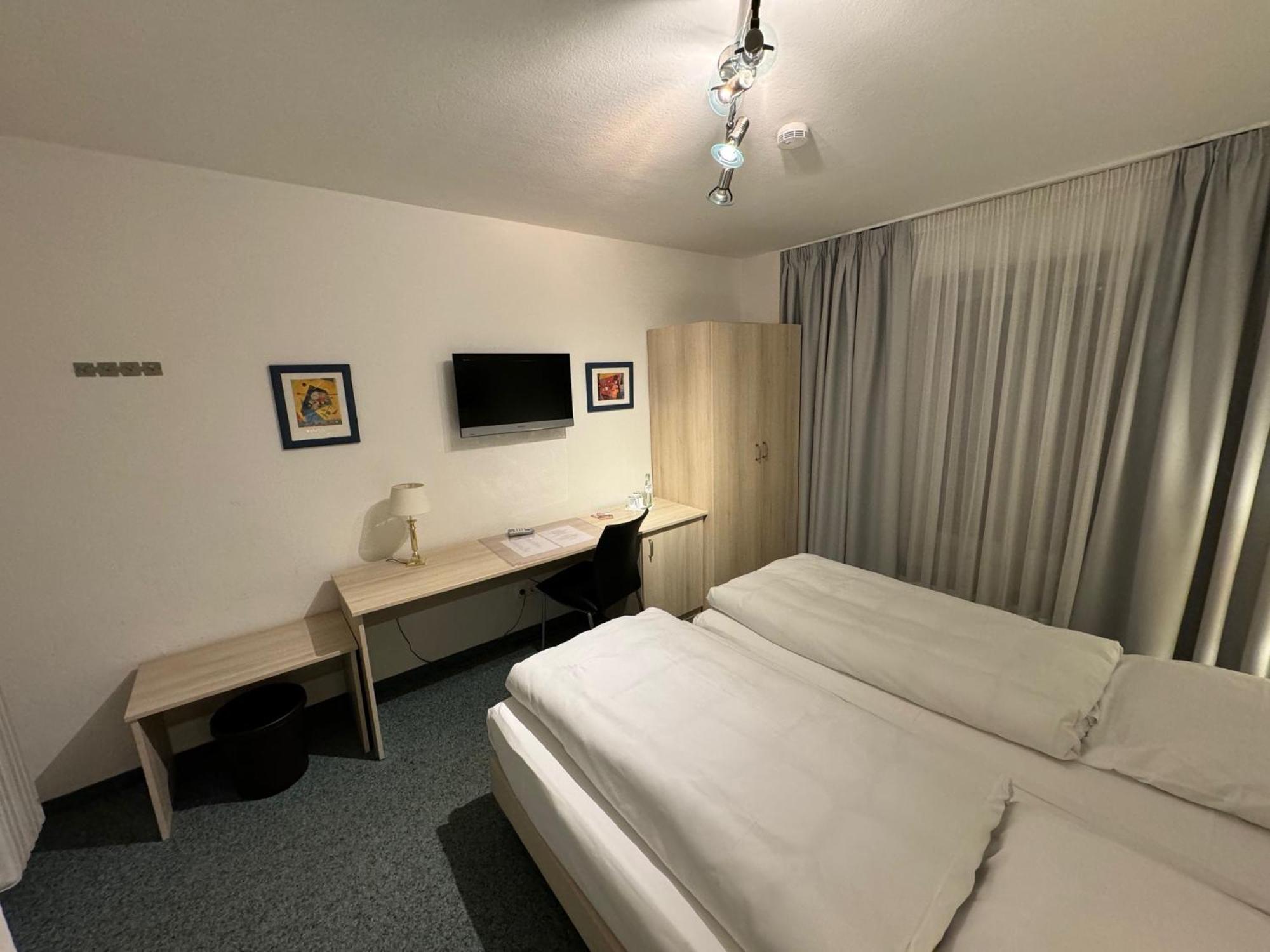 Hotel Occam Münih Dış mekan fotoğraf
